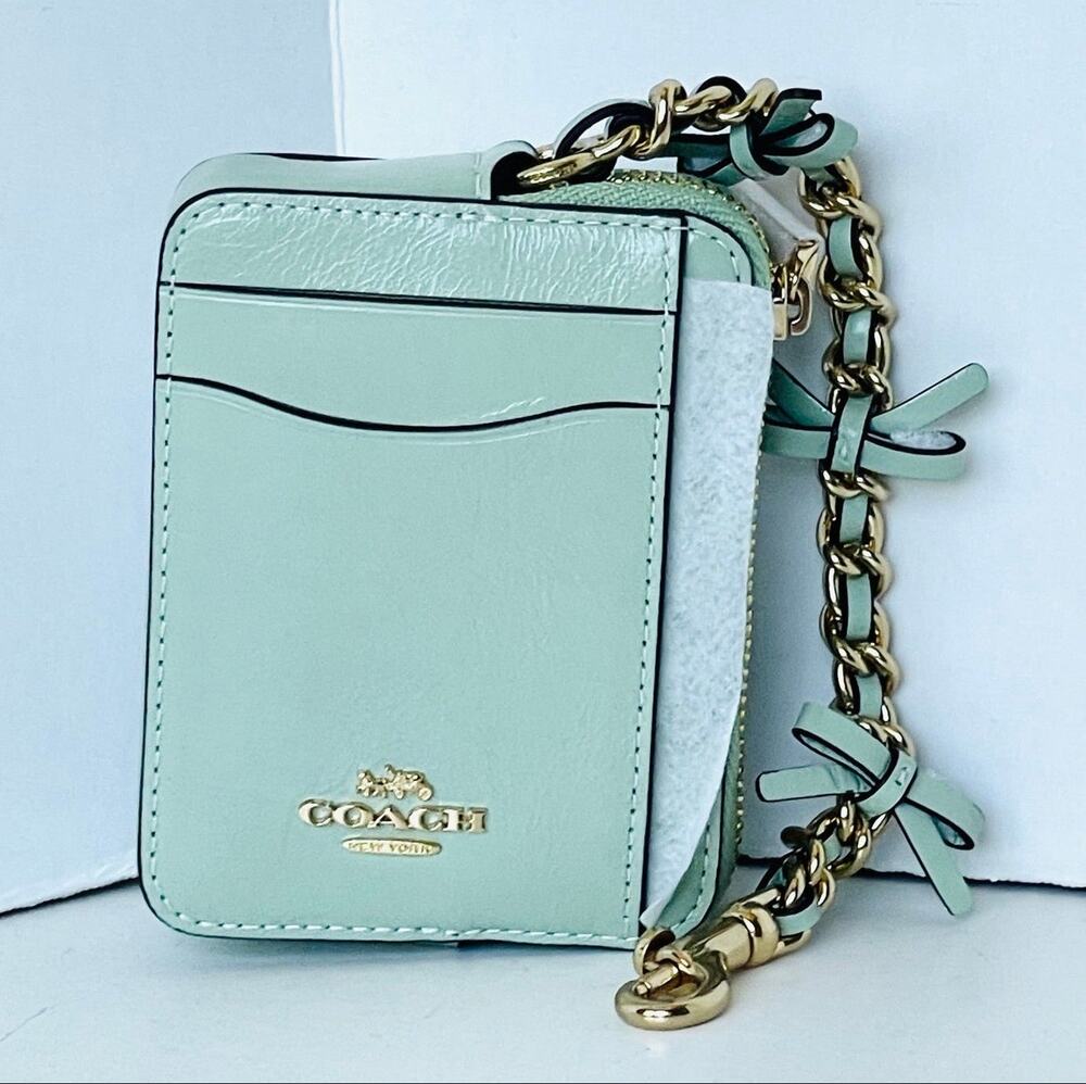 Coach Zip Card Case CEC13 Bow Leather ID Wallet Chain Strap Pistachio